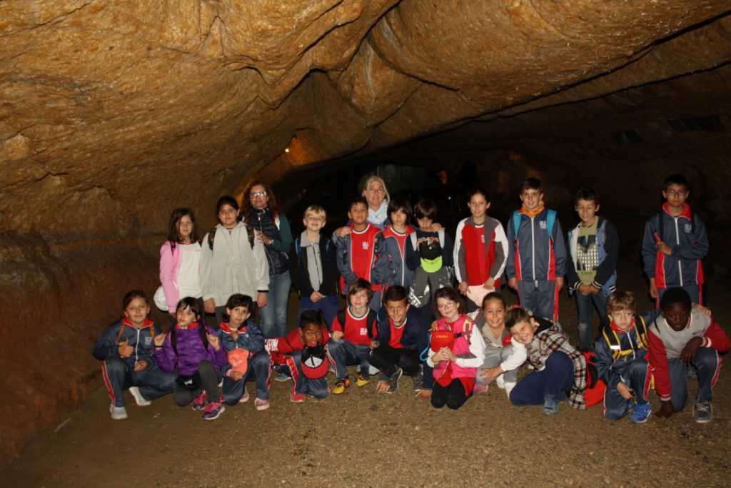 Escola Salou 1 (Medium)