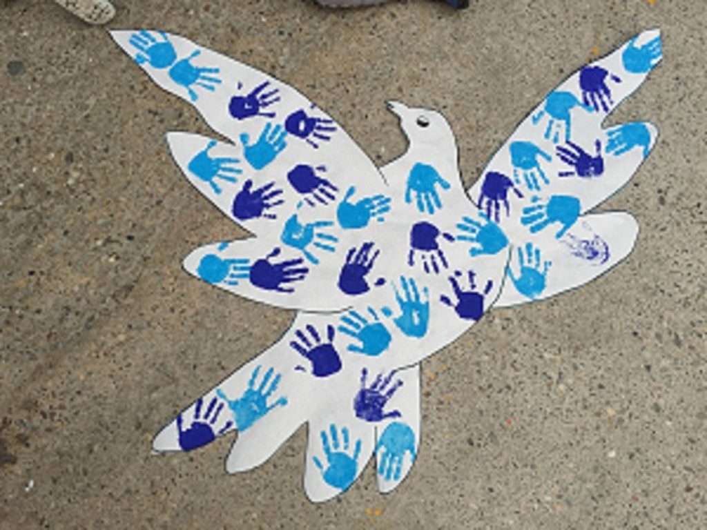 Els més petits hem fet un colom.