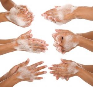 lavado-manos-niños-en-grupo