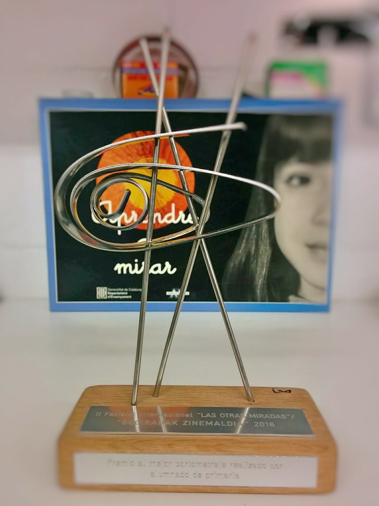 fotor_148467431855379