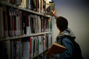 Còpia de Biblioteca MACBA (7)