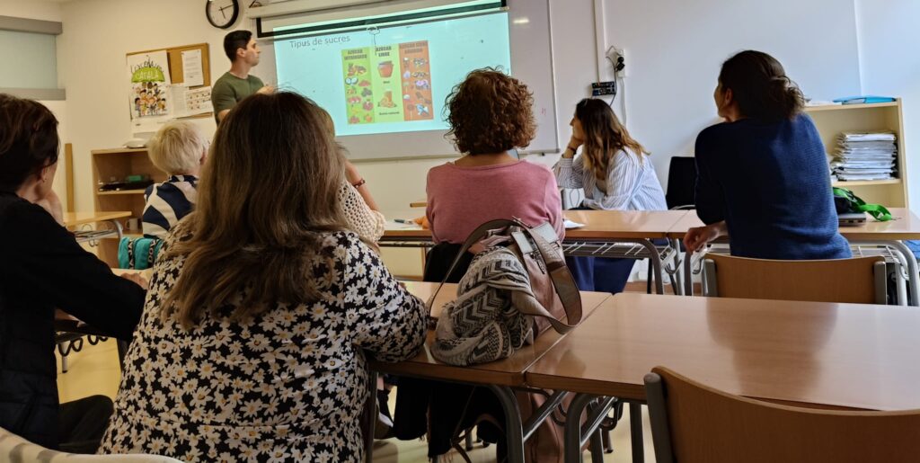 Xerrada d'alimentació saludable al grup de Dietètica i Nutrició del CFA Gavà