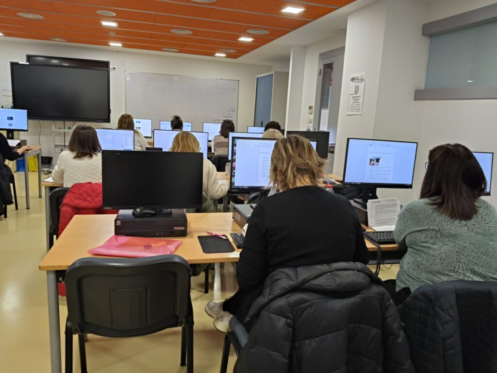 Alumnat del CFA Gavà al projecte del COMPETIC 3