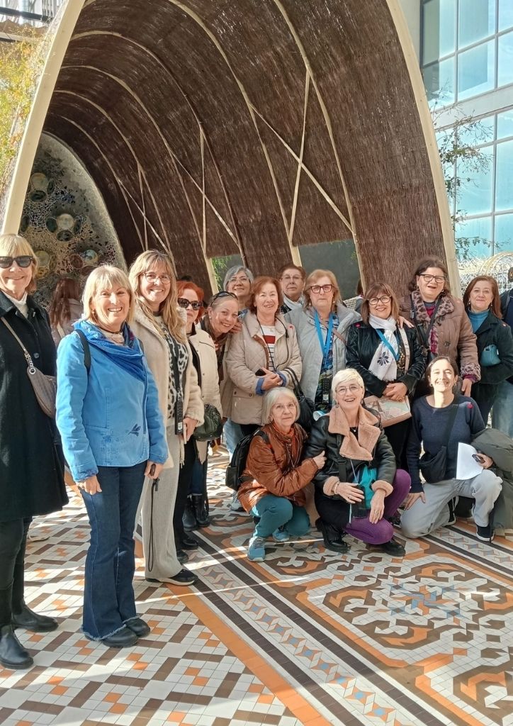 Grup d'alumnes del CFA Gavà a la Casa Batlló