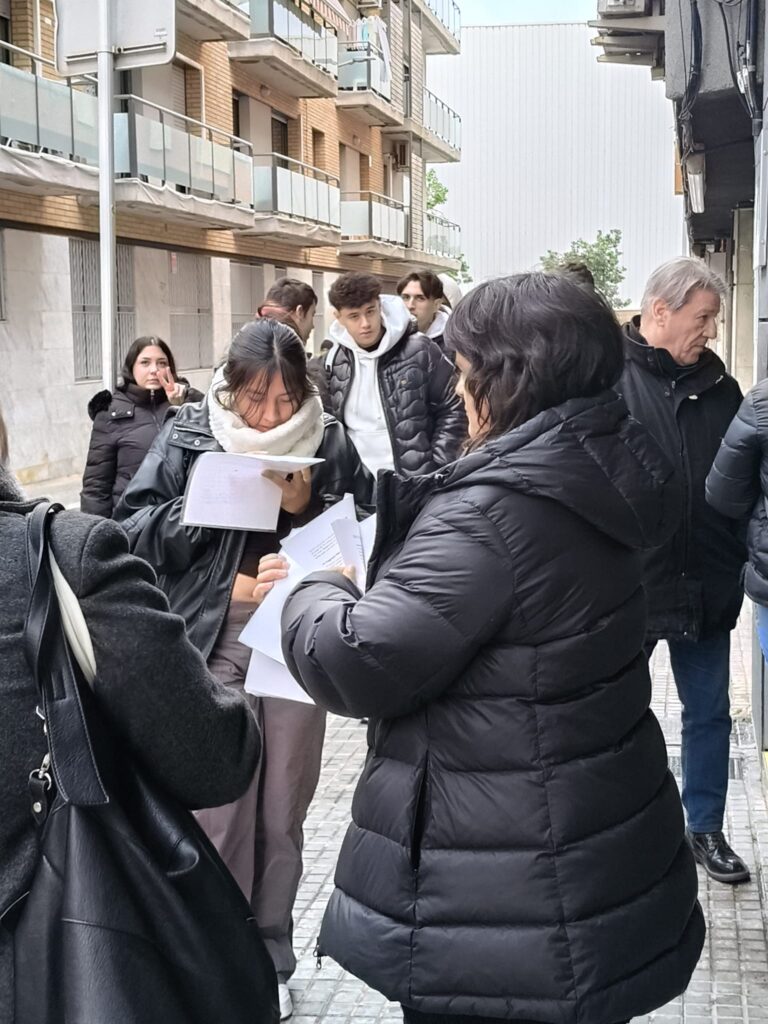 Alumnat del CFA Gavà a la ruta literària
