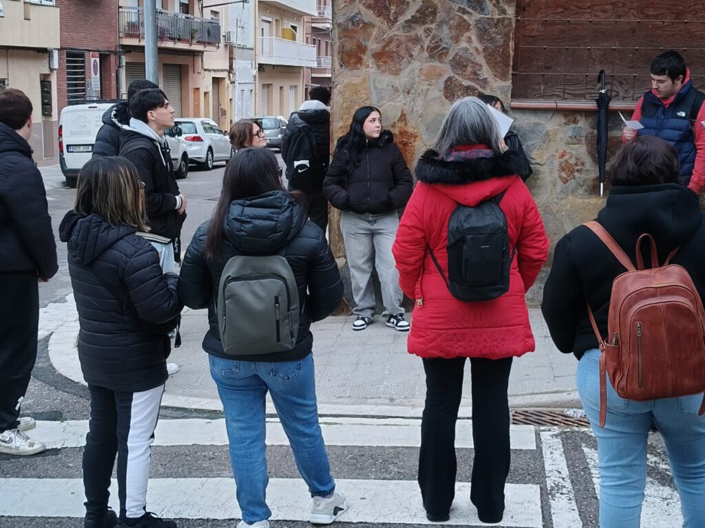Alumnat del CFA Gavà a la ruta literària