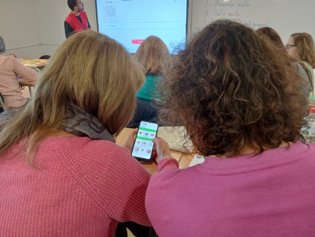 Alumnes a l'activitat de Dietètica i Nutrició