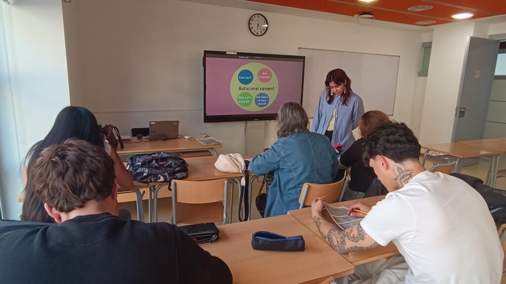 Alumnat de GES 2 del CFA Gavà a la xerrada d'orientació acadèmica