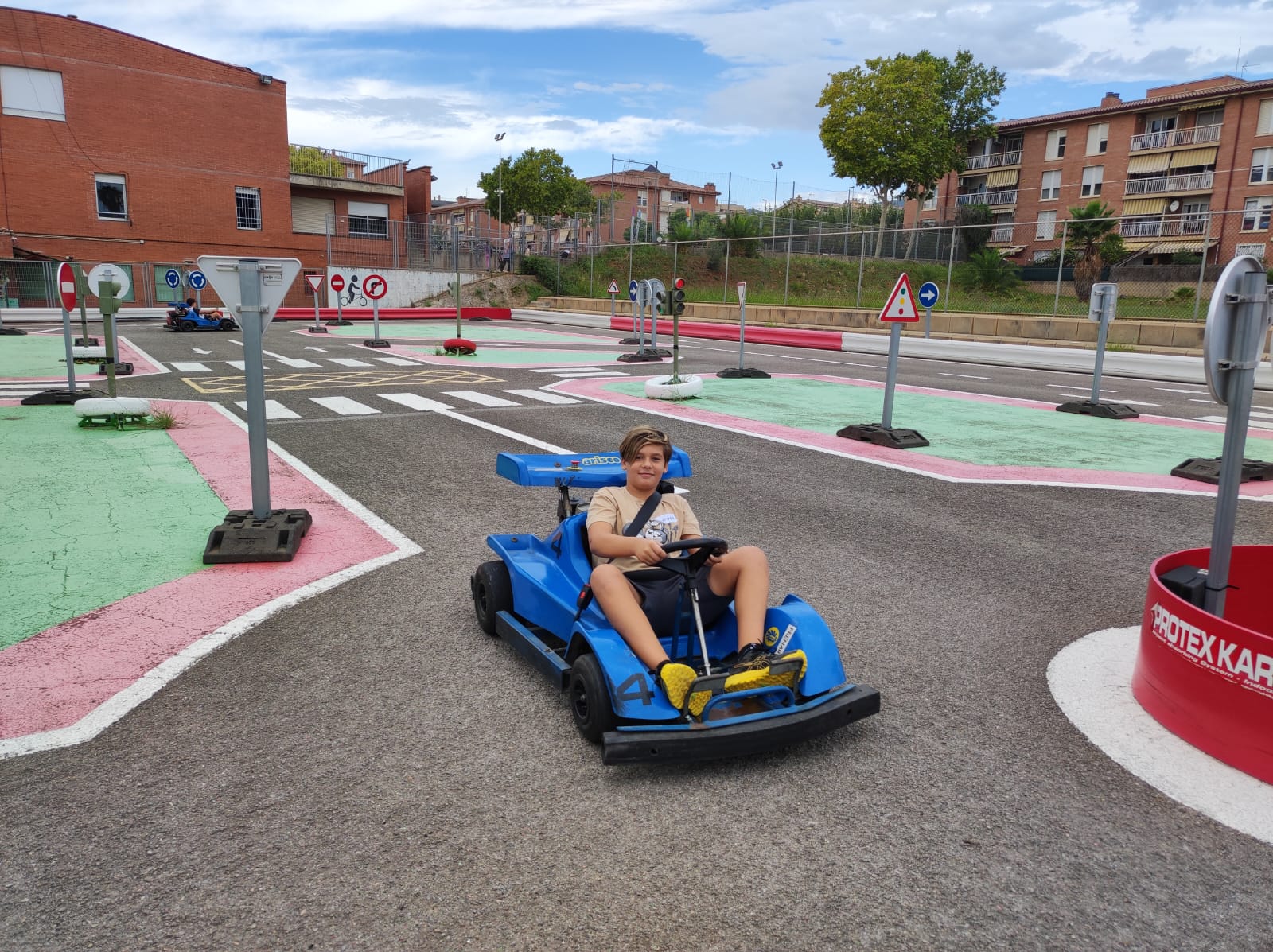 WhatsApp Image 2024-10-14 at 18.32.51 (3)