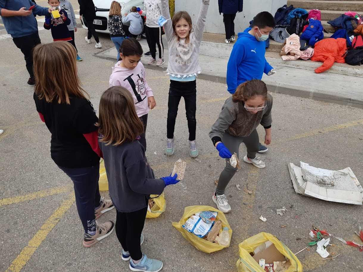 PROJECTE CLEAN UP CHALLENGE 3r | Escola Carles III