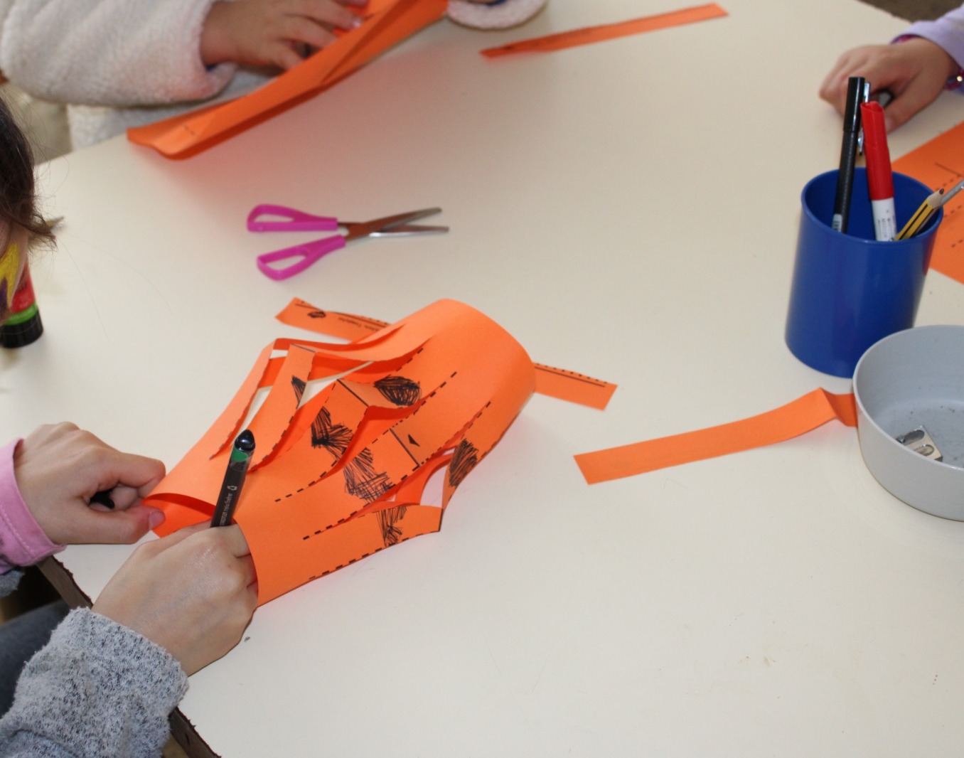 TALLER DE CARABASSES