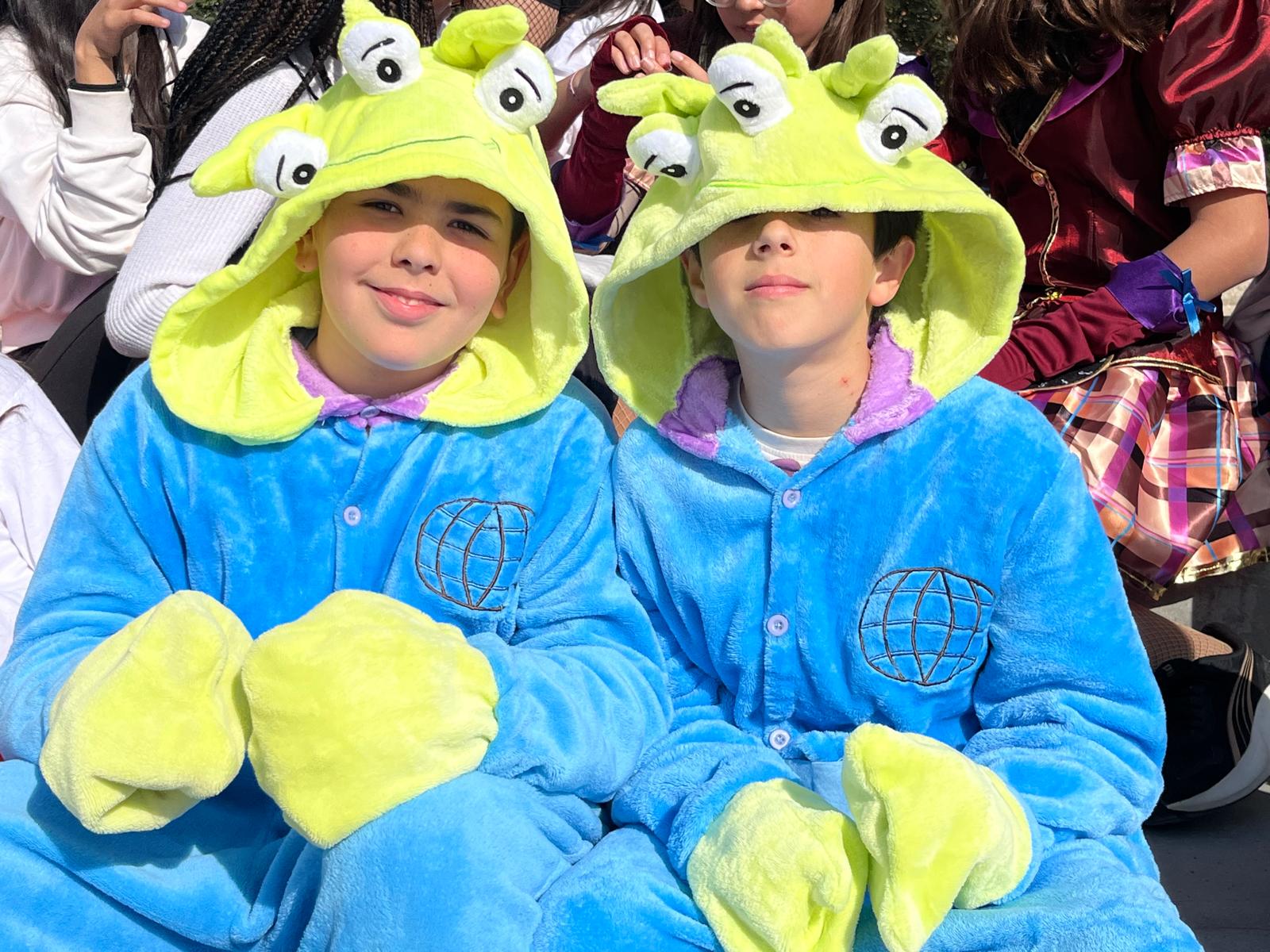 a5922953-9c0b-4538-99b8-94afdb1c24a6