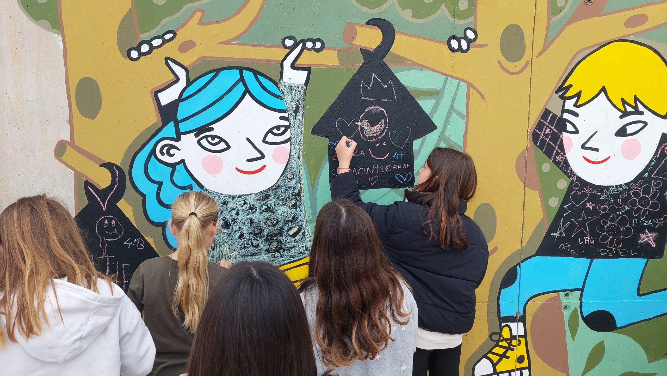 Interacció mural pista (10)