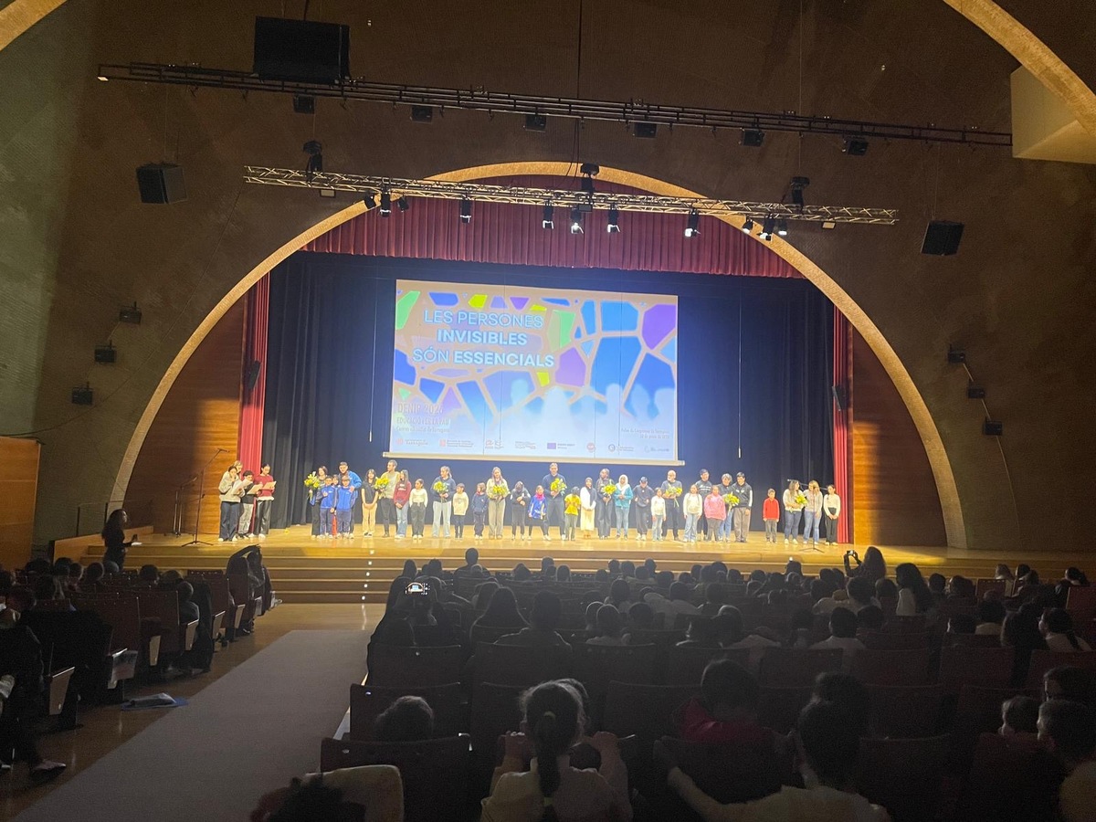 f5a18229-b3fb-484b-b2d0-1172bf319d21