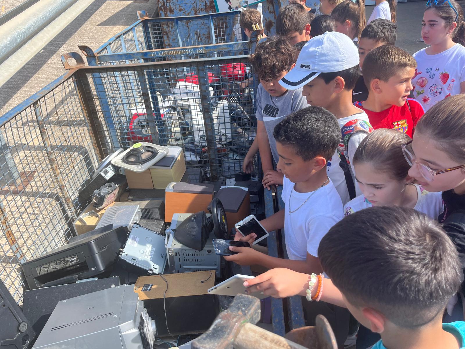 WhatsApp Image 2025-05-21 at 12.51.04 (3)