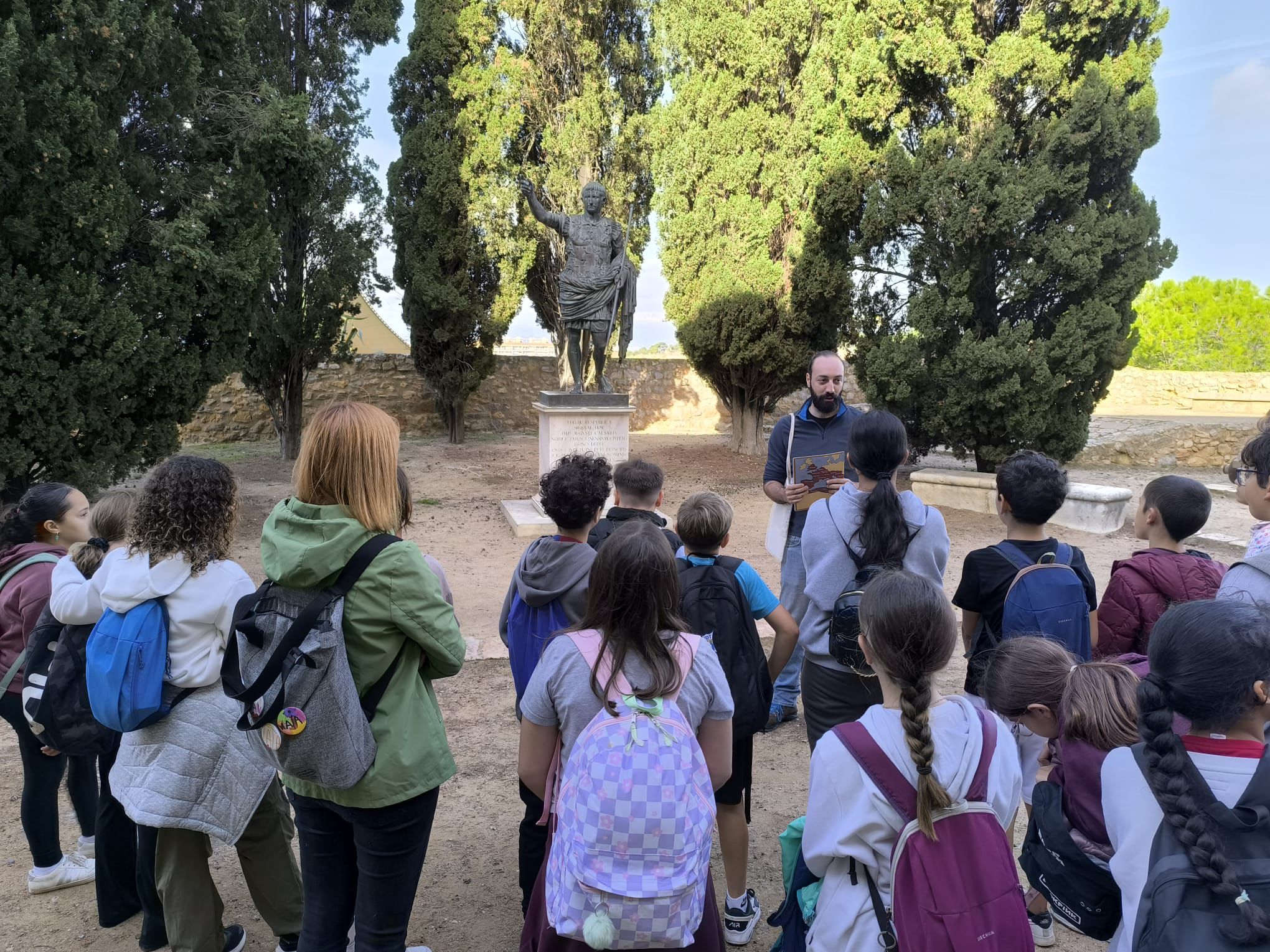 WhatsApp Image 2025-11-13 at 15.51.17 (1)