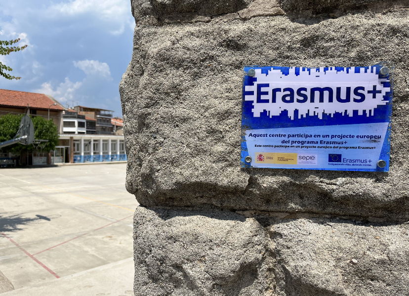 Placa acreditativa Erasmus