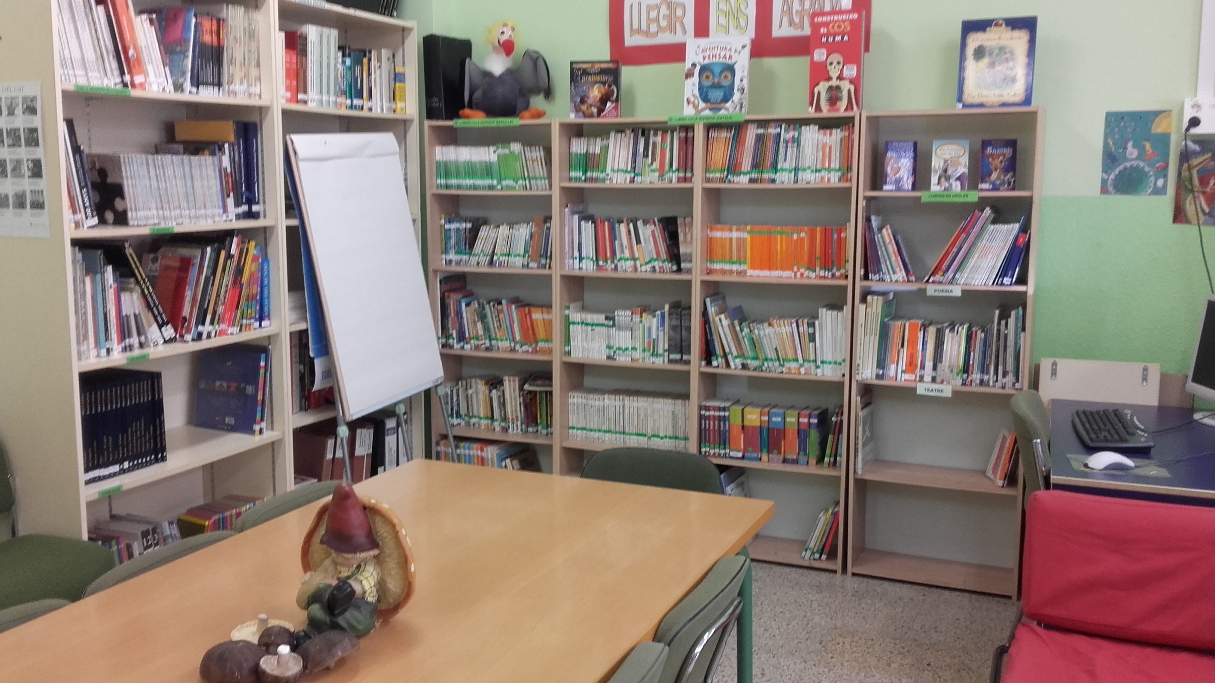 Biblioteca Escola Sant Pere i Sant Pau (3)