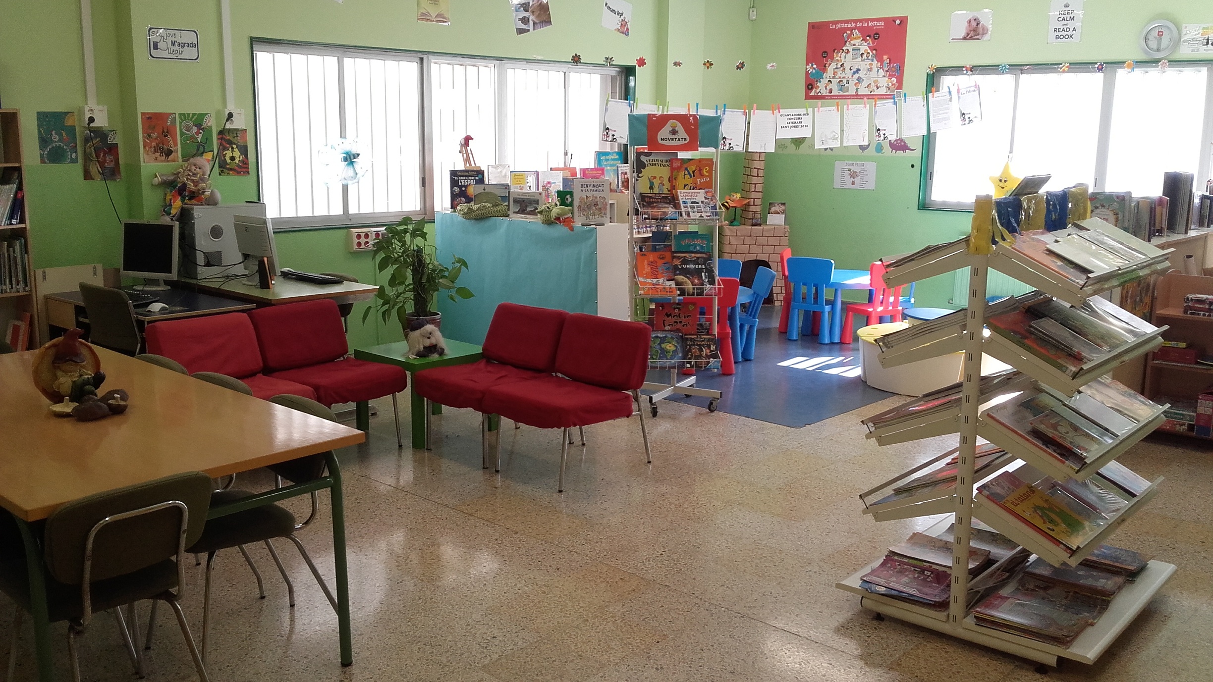 Biblioteca Escola Sant Pere i Sant Pau (4)