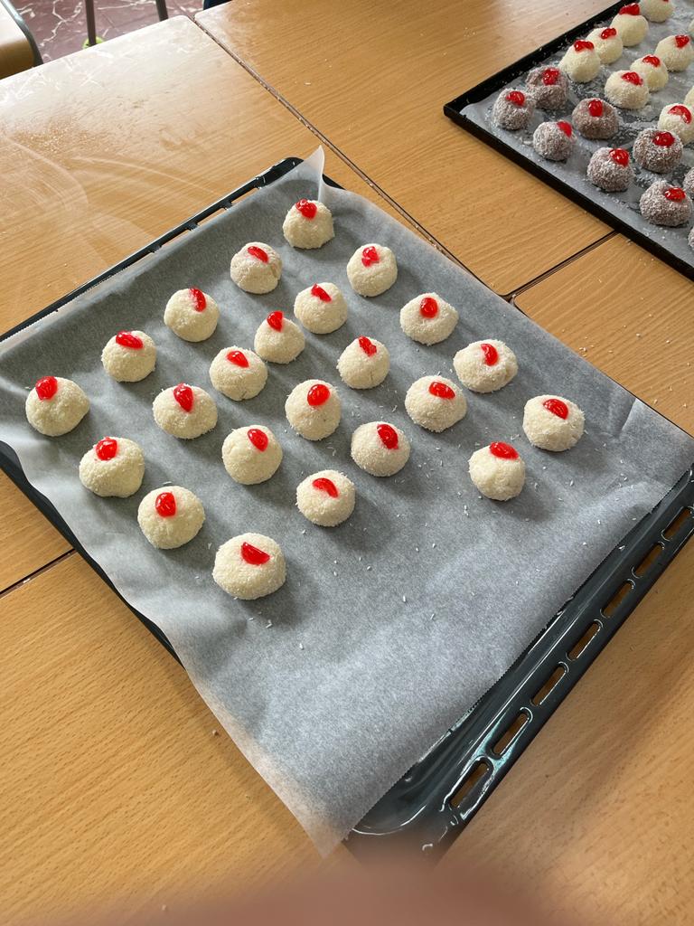 Foto de 🪁 ESCOLA VALDELORS (13)