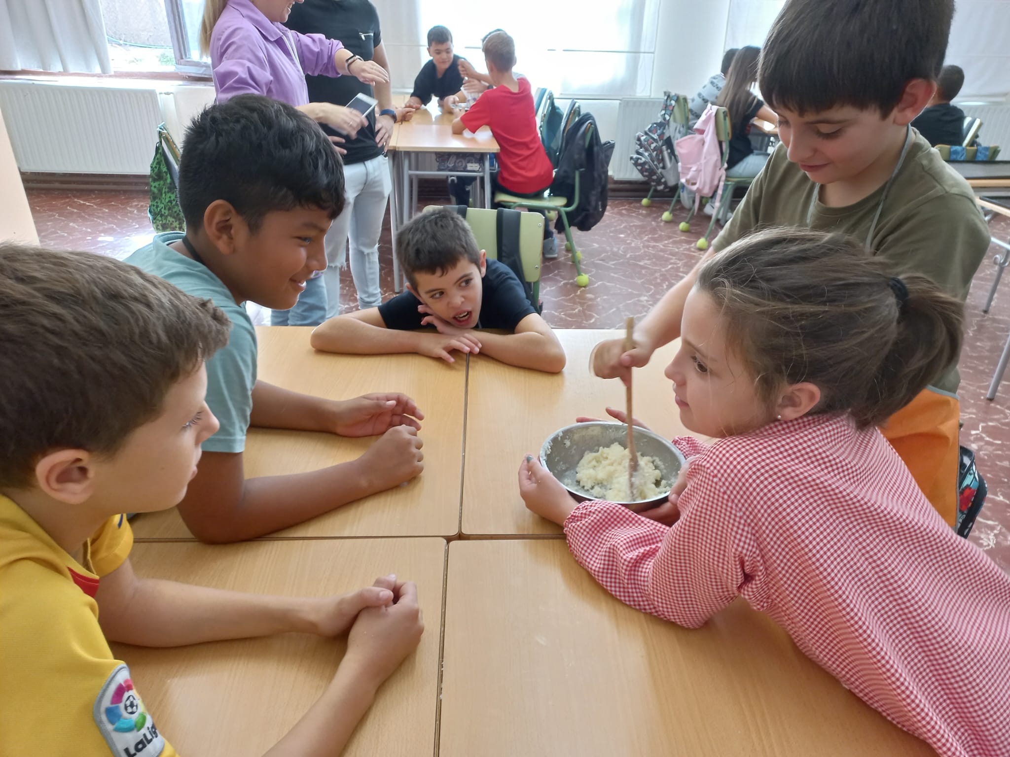 Foto de 🪁 ESCOLA VALDELORS (15)