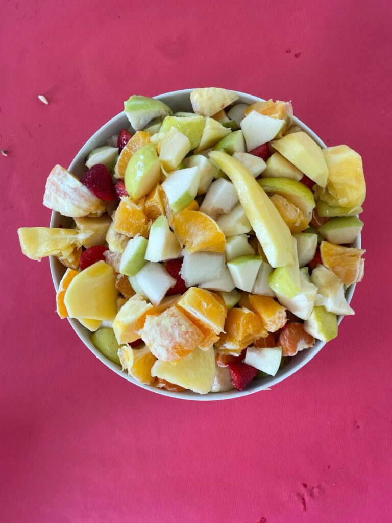 FEM UNA MACEDÒNIA de FRUITES