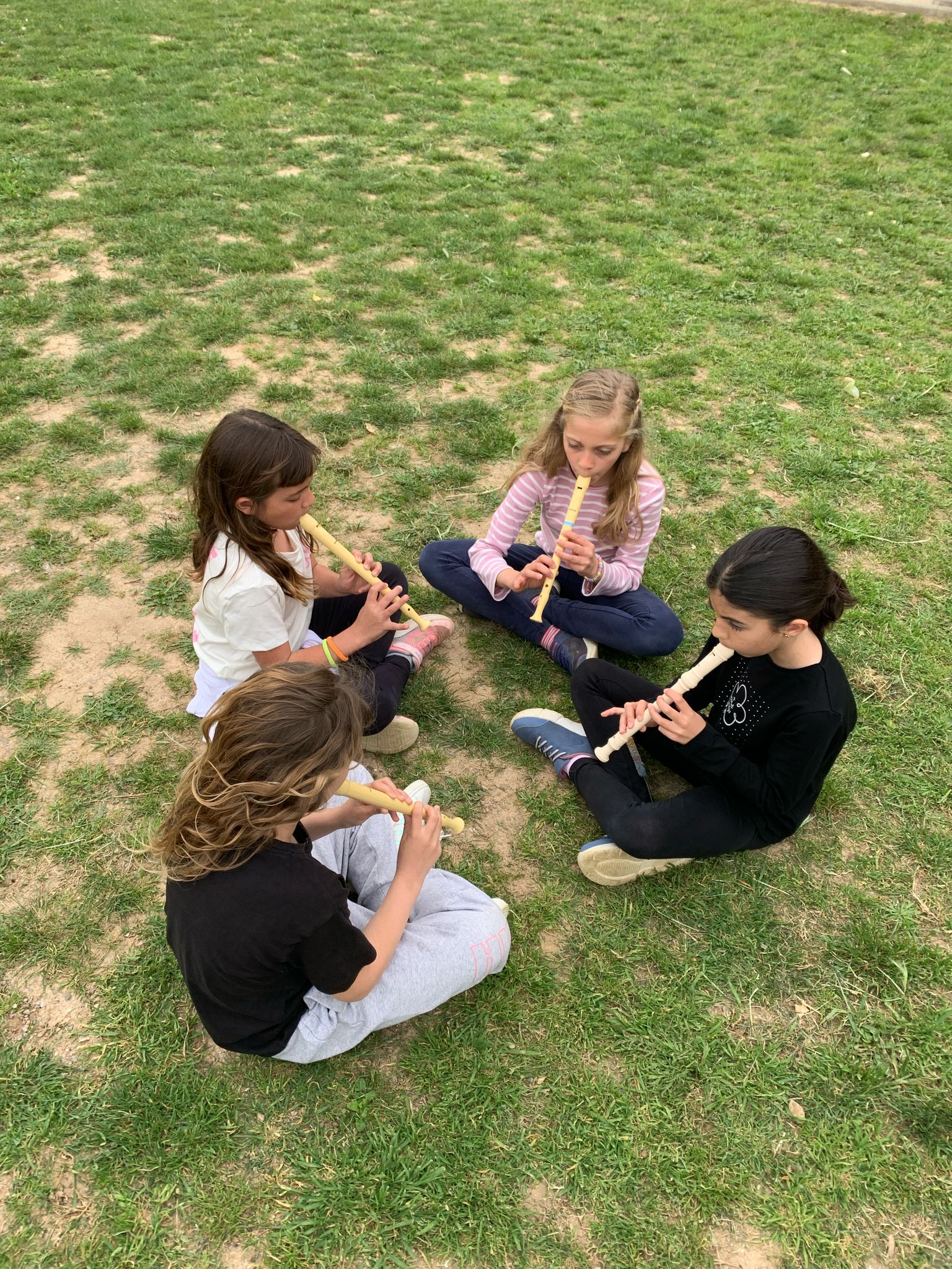 WhatsApp Image 2025-04-04 at 18.28.50 (2)