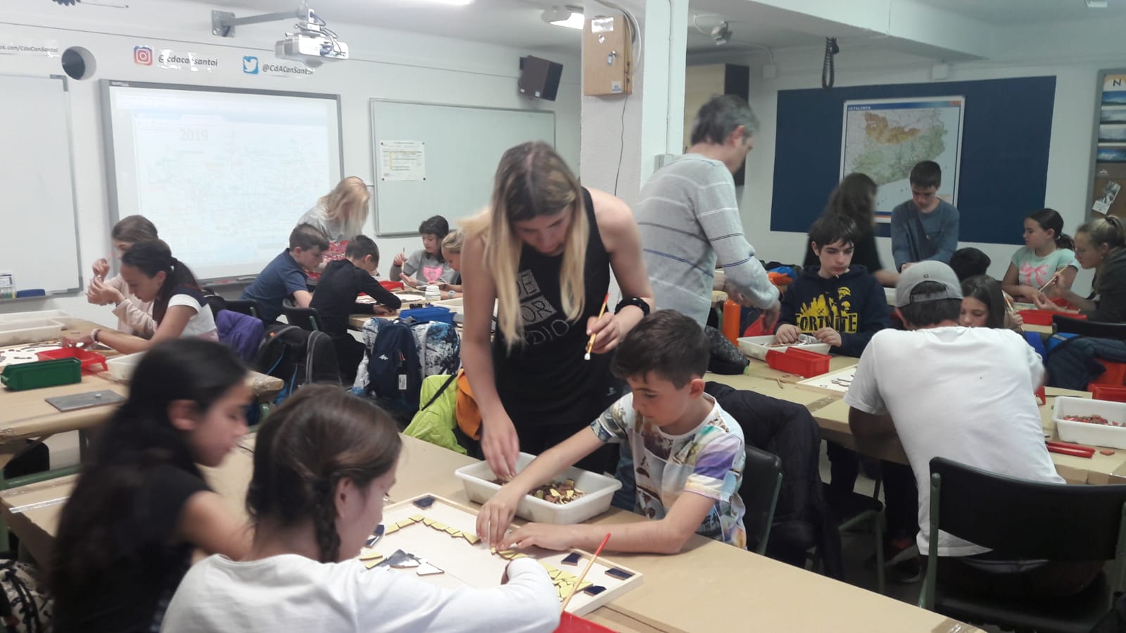 CdA-CS-12 Abr-Trencadis-05