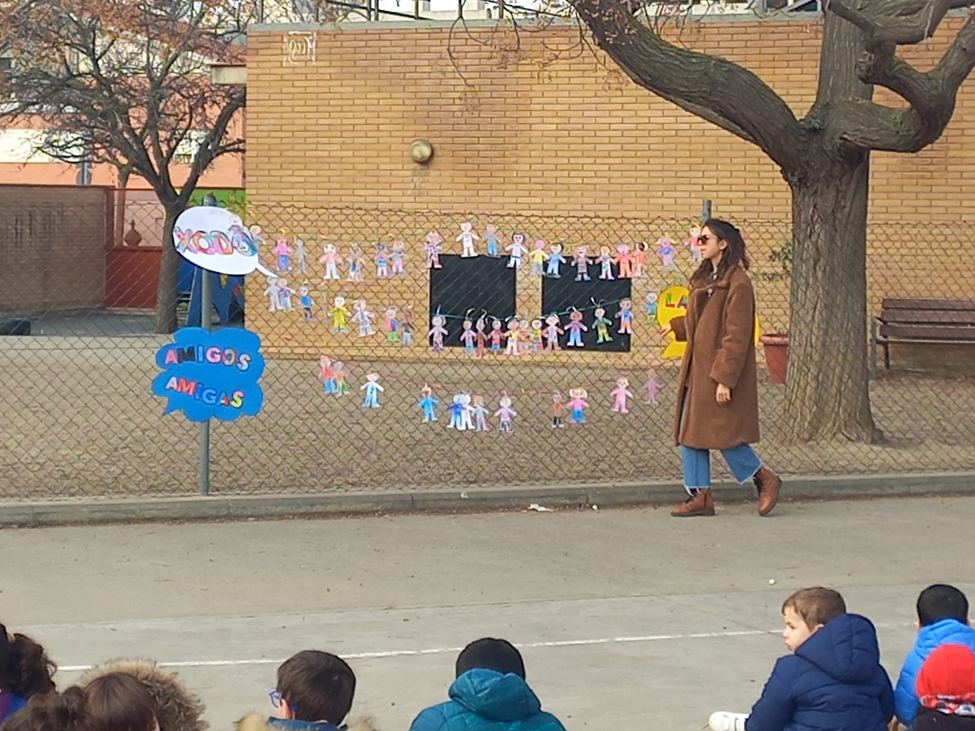 c4282549-8872-48e3-8495-3c2281d27f85