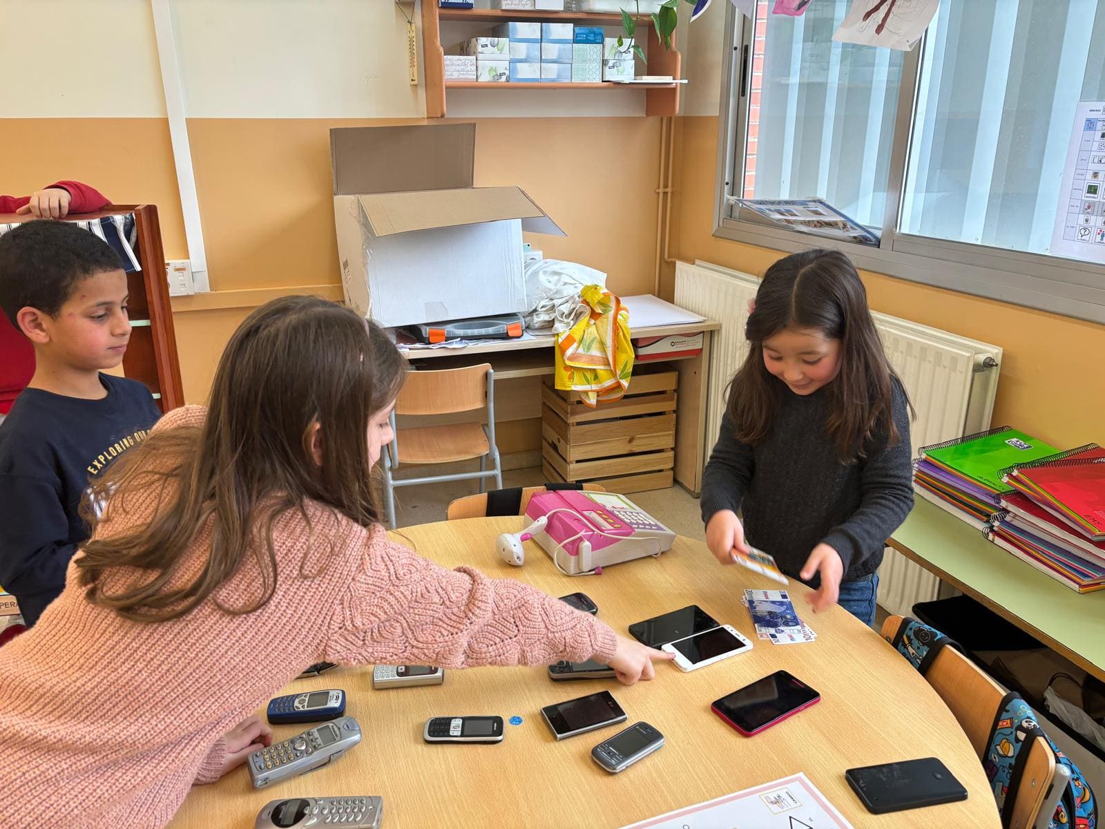 1a8af590-4554-40e2-a2d2-fe73e393b253