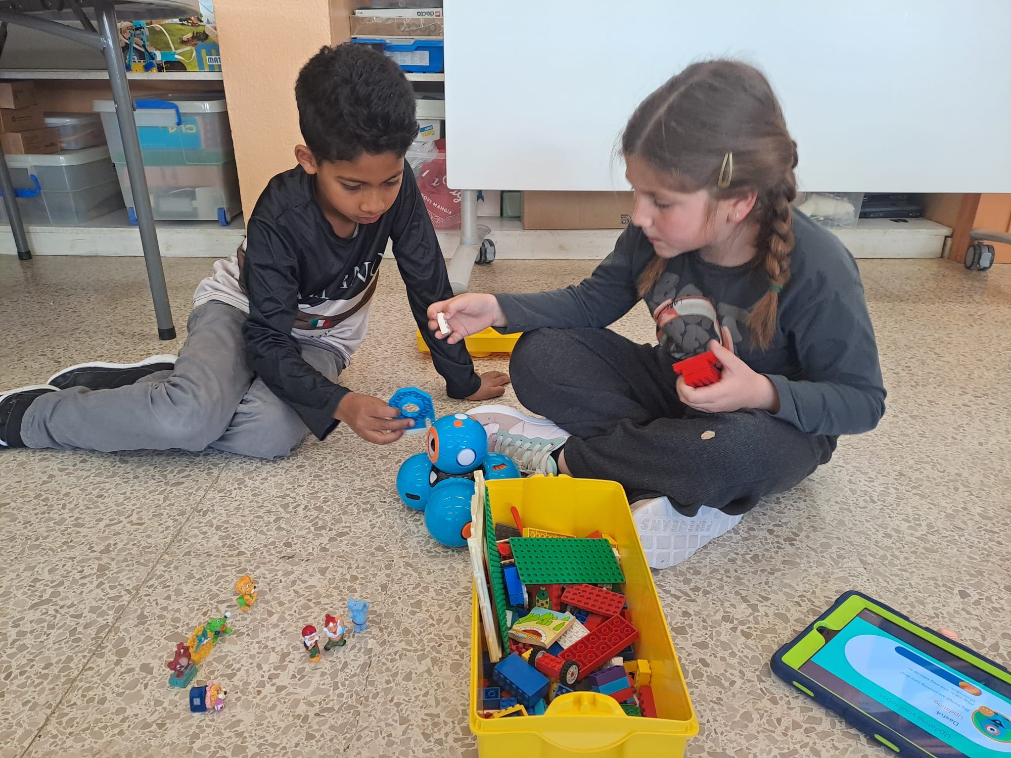 668afd0d-b56e-4e41-b039-94ca8f83b756