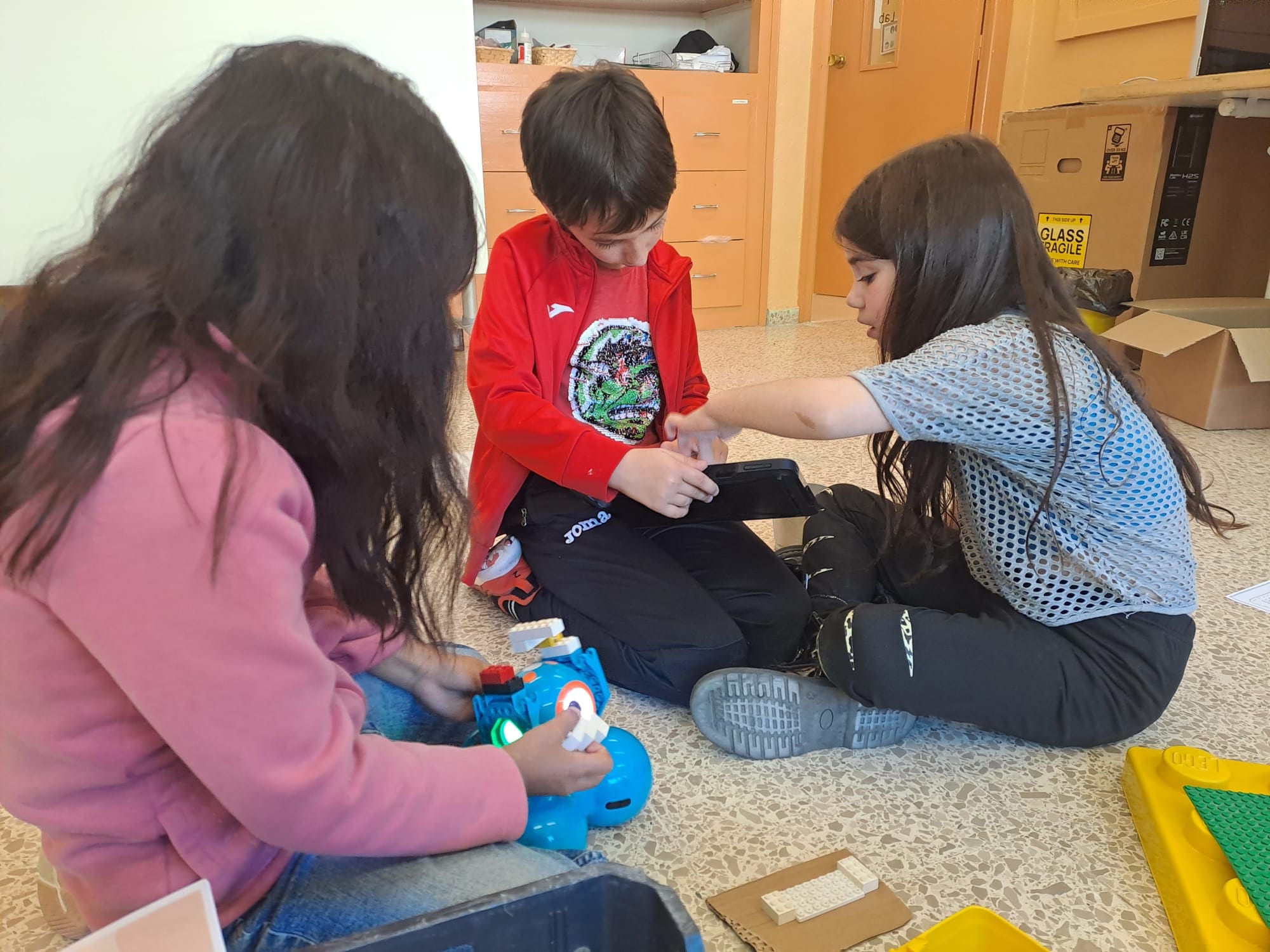 8ee69483-95de-4f53-8e73-d79a738ae6d5