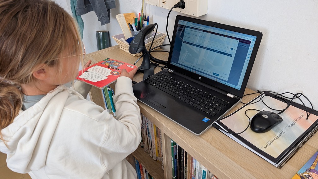 PXL_20251006_104931274