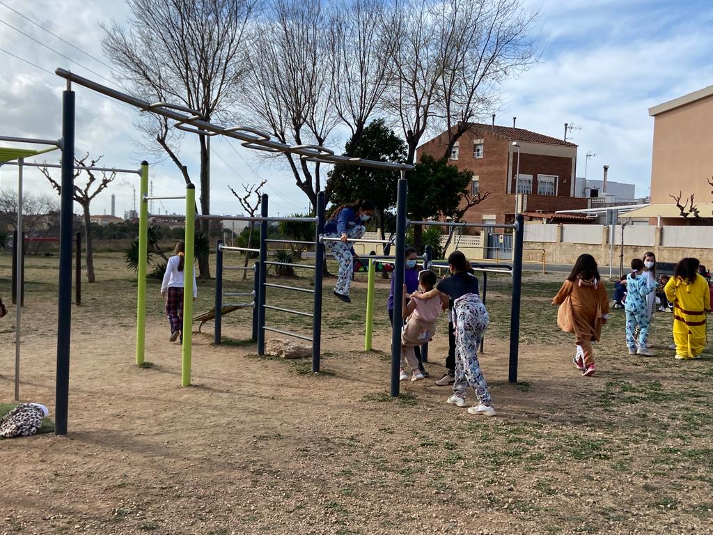 9a2d53d7-d927-4cf2-9779-773154137804