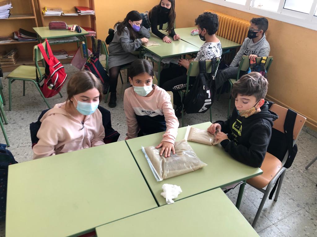 24fdc936-b27f-450d-b8ee-e247fc655bf6