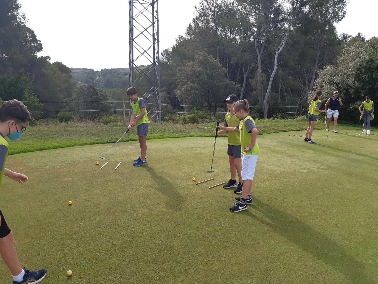 c21dca53-0e72-44f6-81fd-c04098b6f6a8