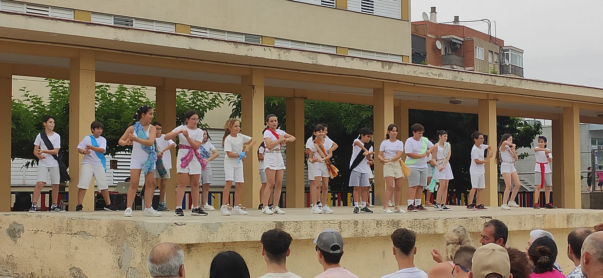 d7897074-d254-4e09-8116-46bab640e339