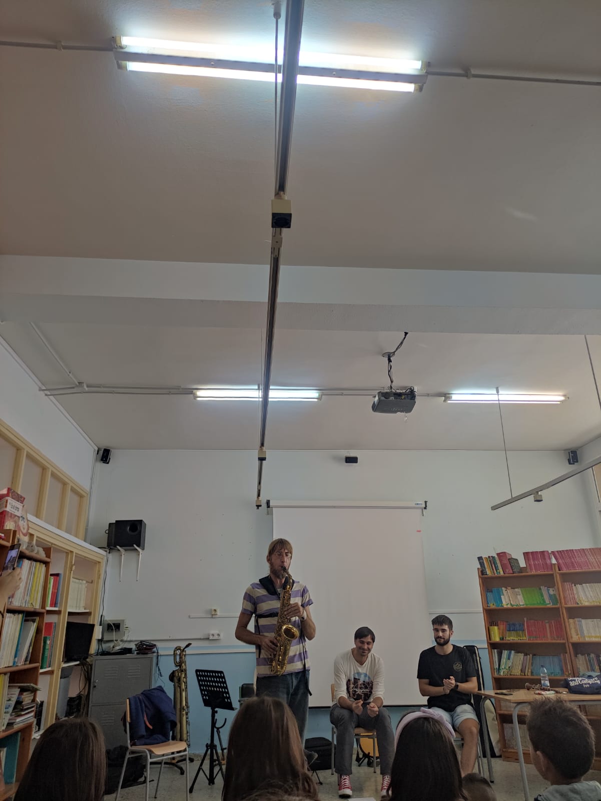 f5a01673-e59a-493b-8e92-a5c591853d2e