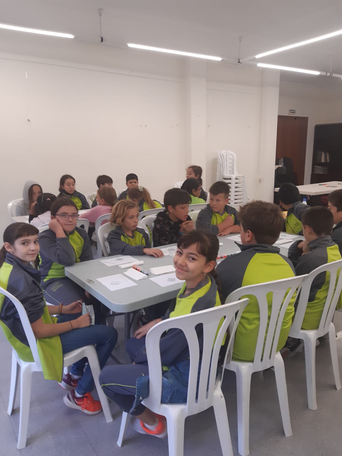 04b26199-8929-4004-99ef-137a0b66dfe9