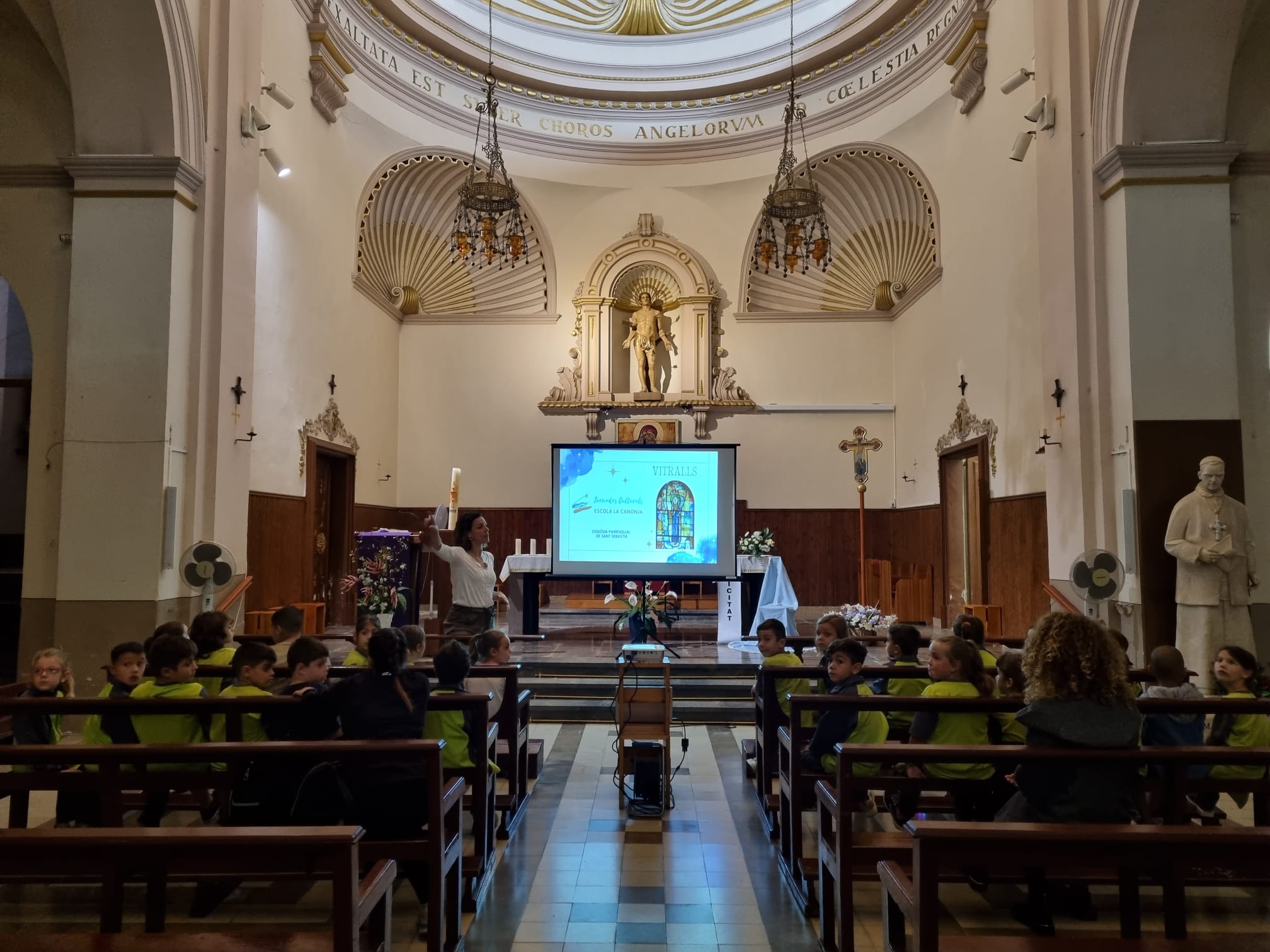 12af3fdb-0e0b-449a-9aa1-681a53cc5ddb