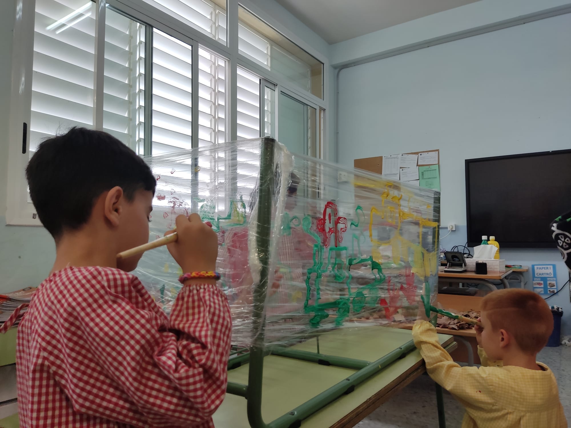 8f4922ea-6daf-43b3-bf22-616de0f31f80