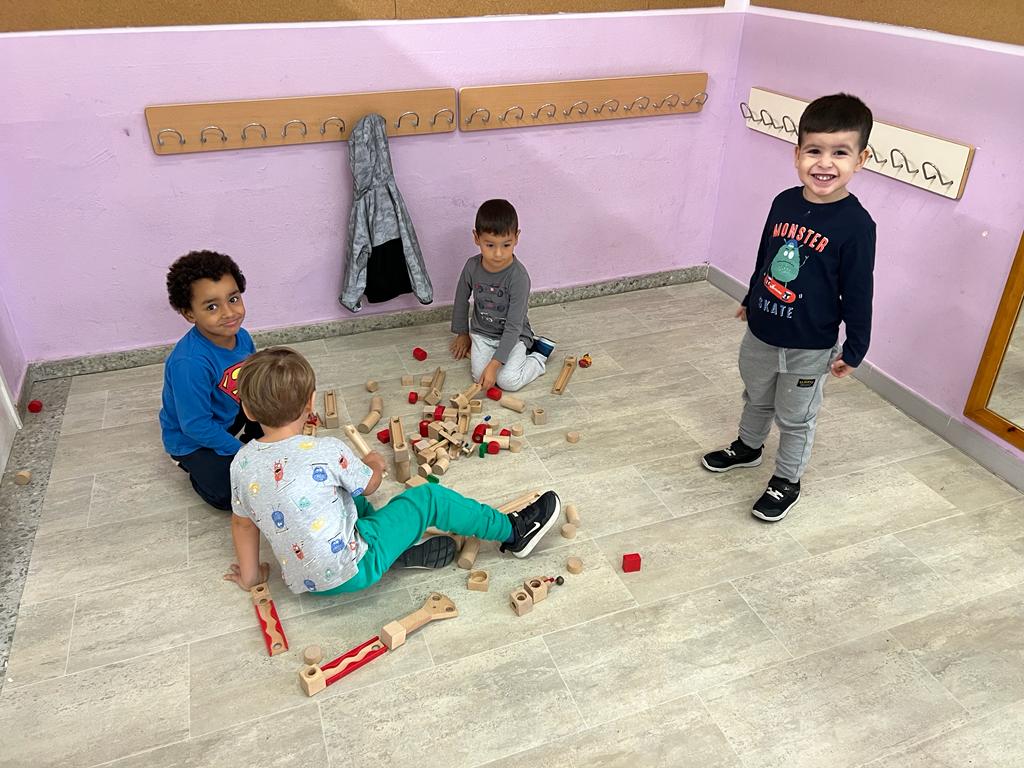 c6474a98-eb32-403b-ada0-327d805a8340