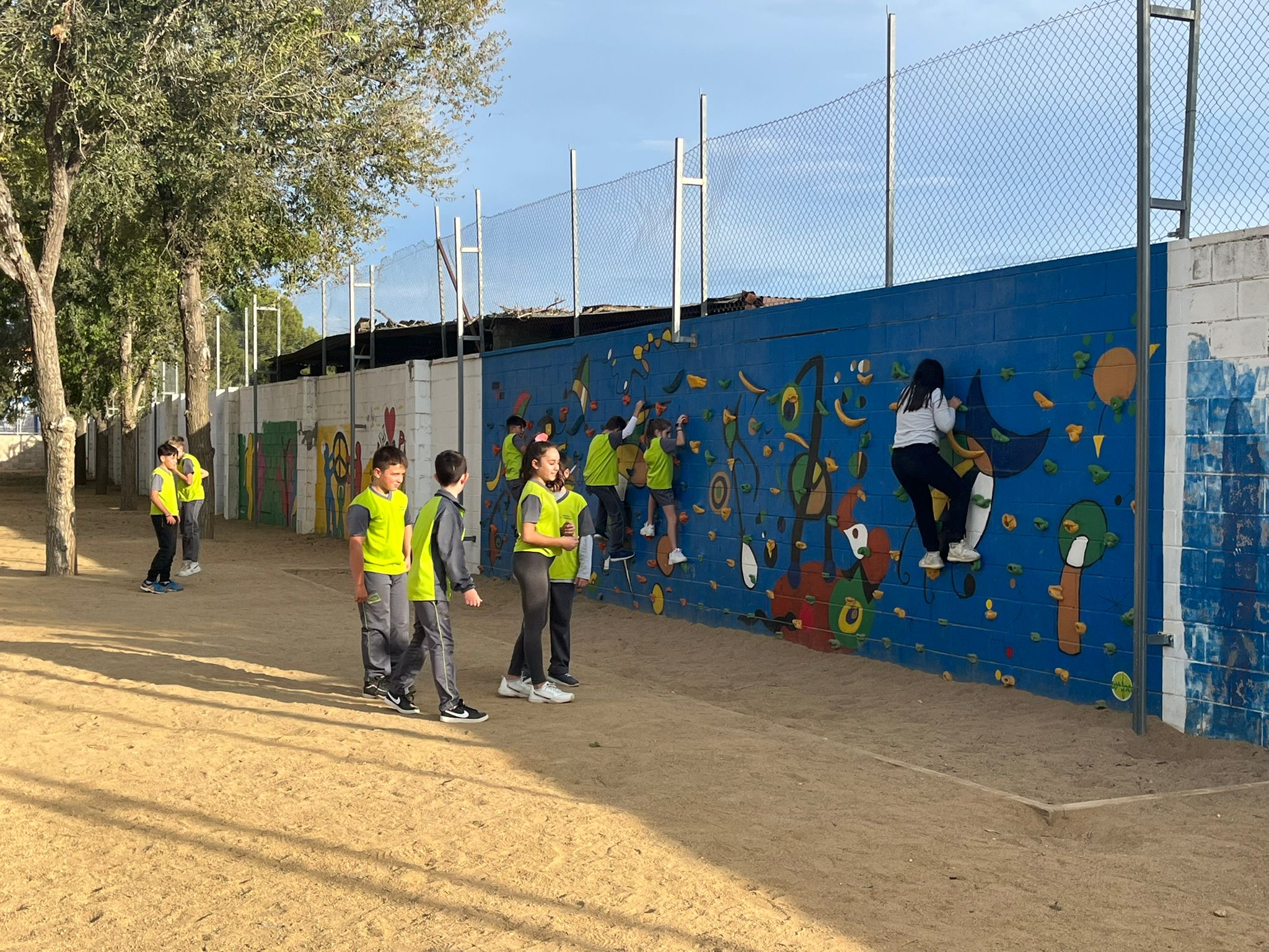 cd7d79e0-f345-47db-a394-bce597ebb406