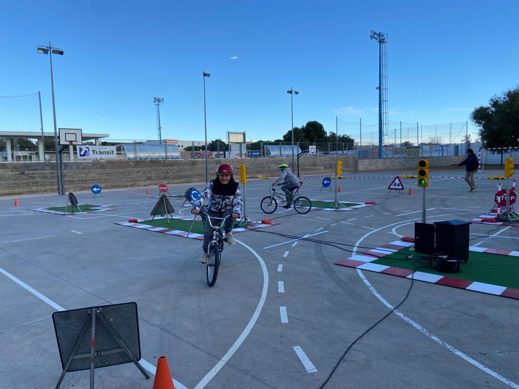 dcb34995-7c85-4315-8c66-27c24ce6a646