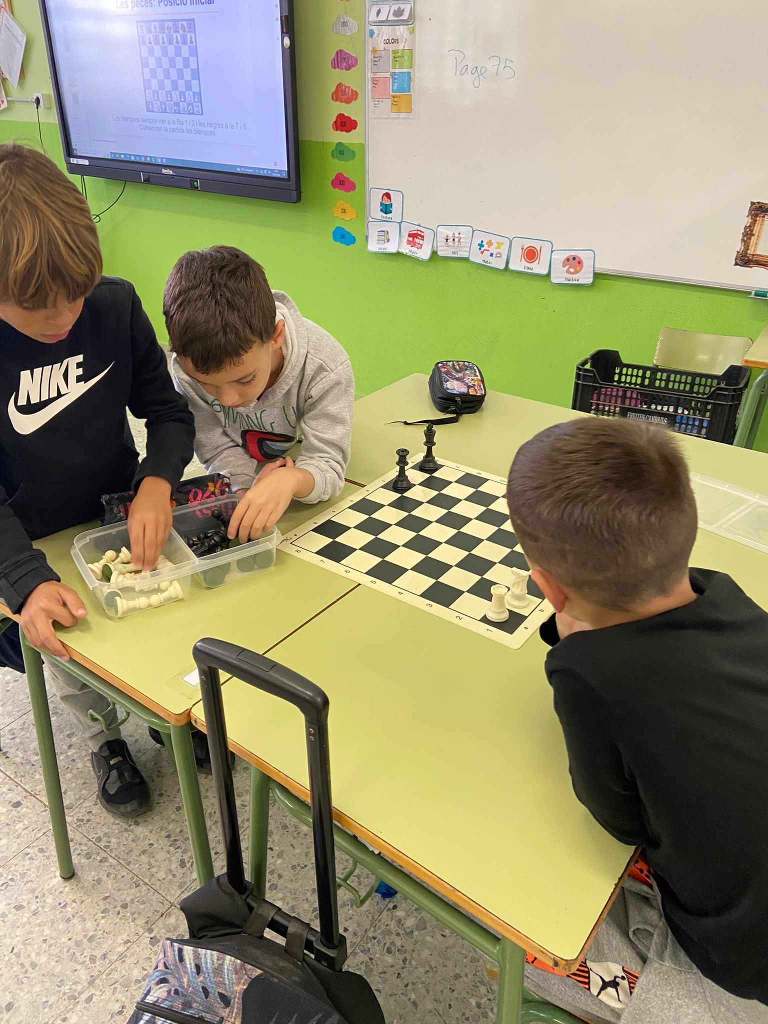 1499efda-1645-4983-9980-f95f49e20474