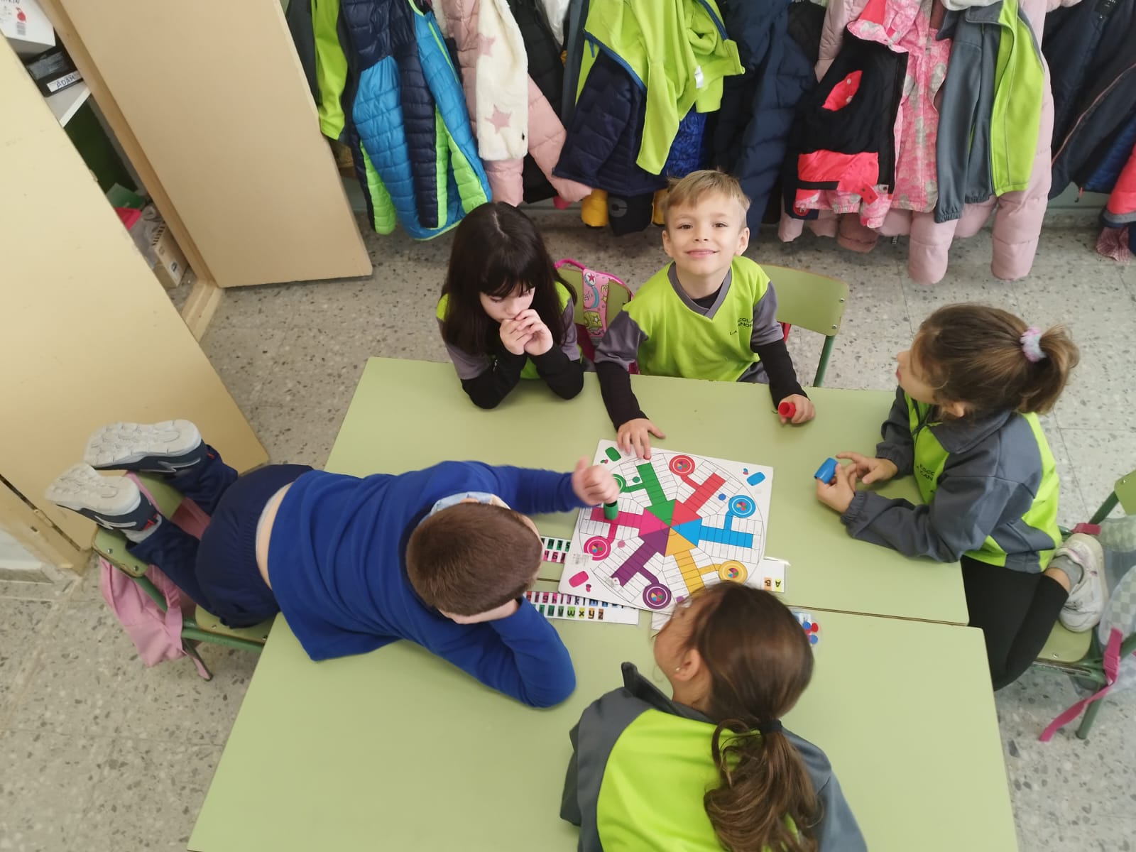 b3eca31c-b2f1-43f5-b821-2f1616b0dec5