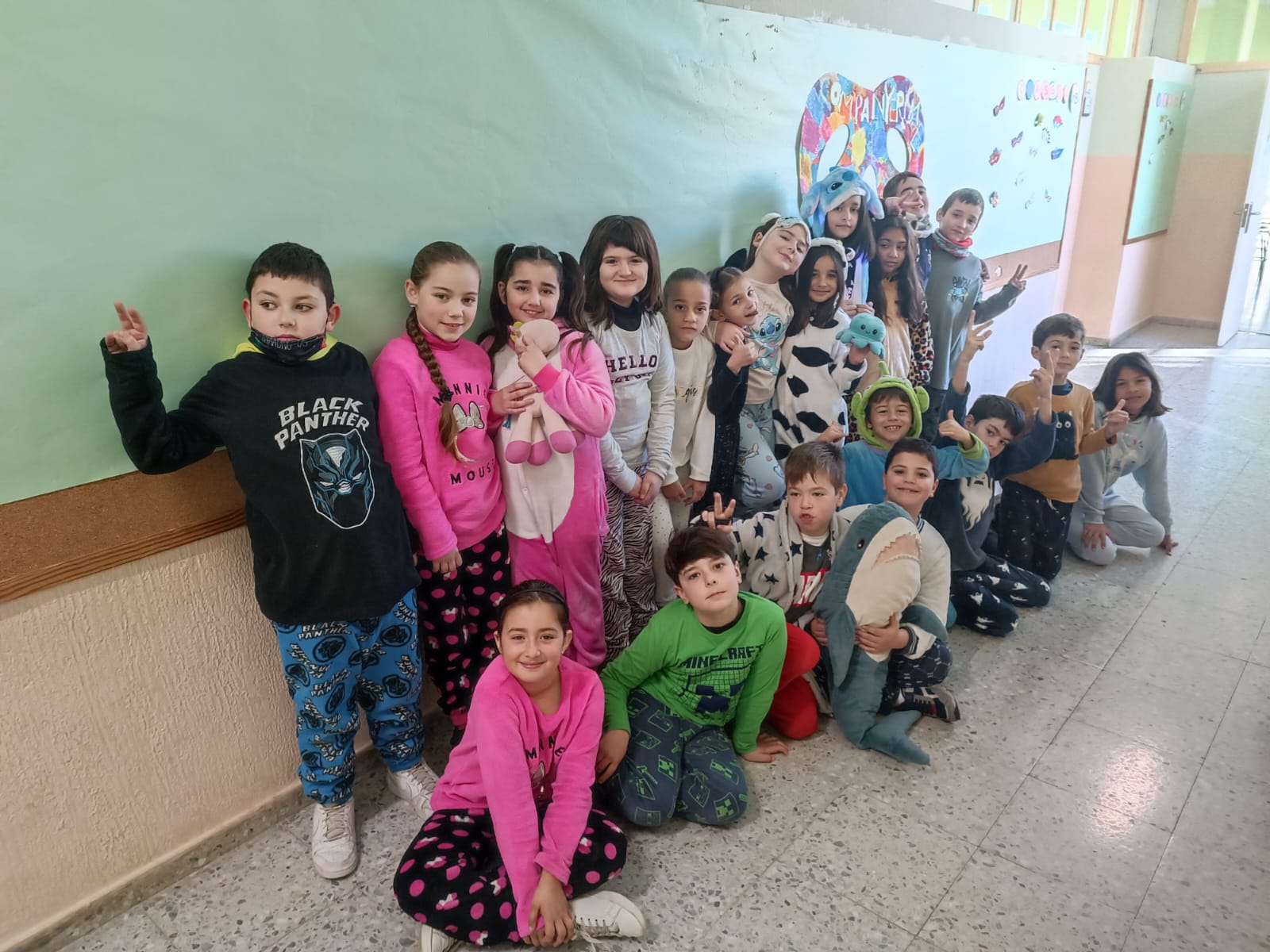 f76dd4a7-80b4-469b-a9b0-d3a05394734a