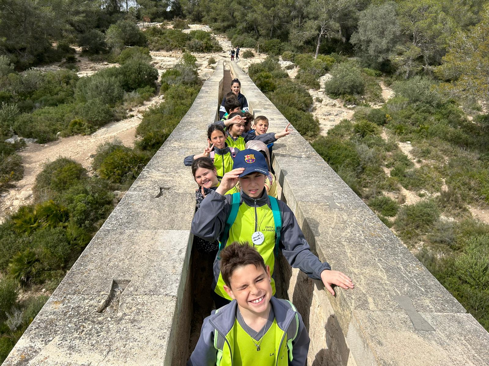 1b532148-877f-4736-ba32-4140e30f7d7a