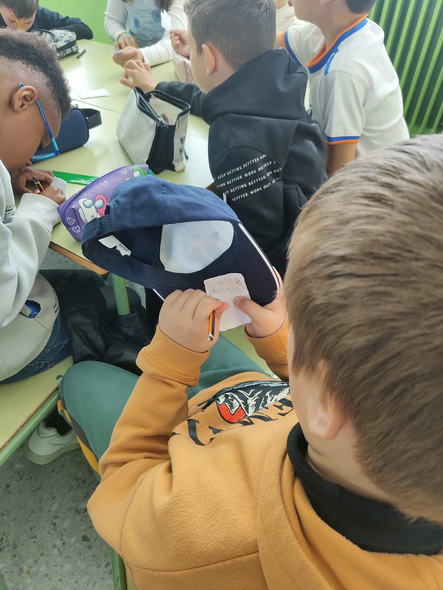 43041698-3fd5-4d1e-9634-edeb5146a561