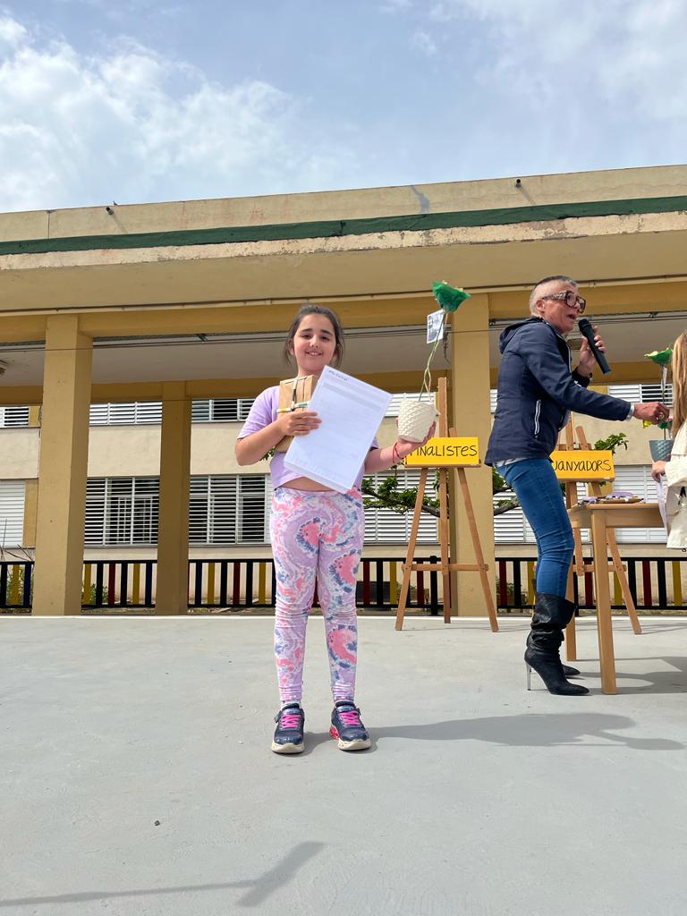 29f7f298-b214-4889-8701-f171457d7b6e